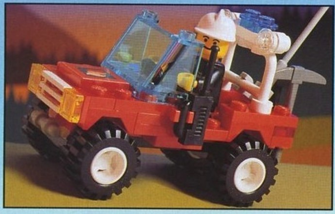 LEGO Produktset 1702-1 - Fire Fighter 4 x 4