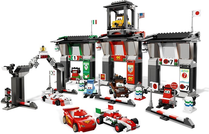 LEGO Produktset 8679-1 -  8679 Disney Cars 2 Tokyo International Circuit / 