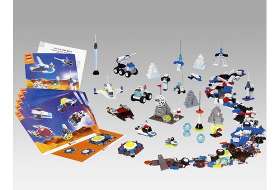 LEGO Produktset 9320-1 - Journey into Space