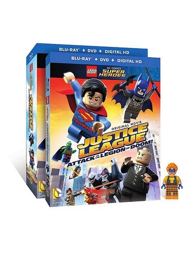LEGO Produktset DCSHDVD2-1 - Justice League: Attack of the Legion of Doom DVD/Blu-ray