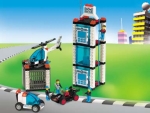 Bild für LEGO Produktset  4611 - Polizeirevier mit Einsatzfahrzeugen, 137 T